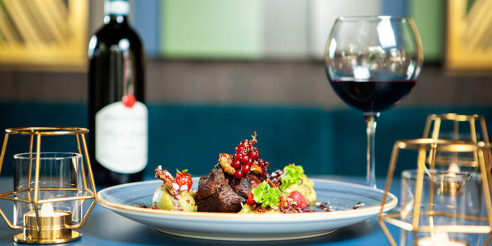 Kosher-Wine-and-Food-Pairing-Enhancing-Flavors-and-Experiences Kosher Wine and Food Pairing